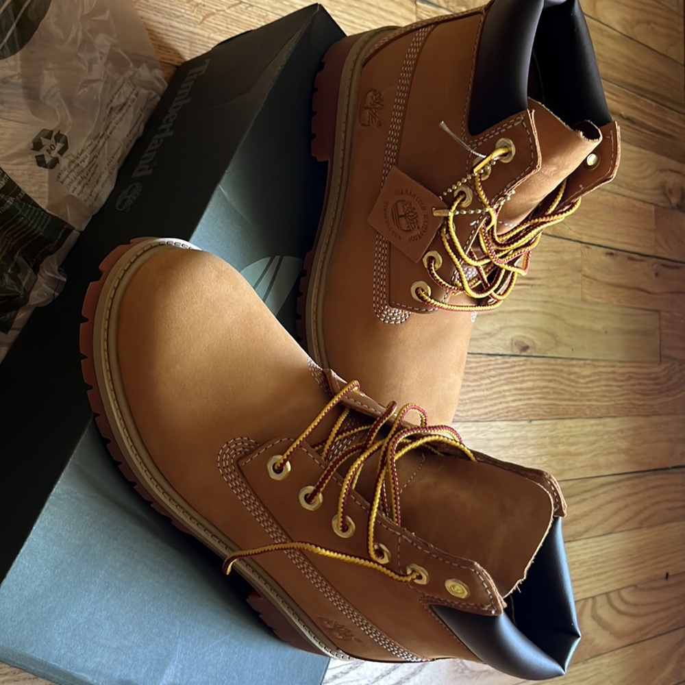 little kid size 2, timeberland 6” premium waterproof boots